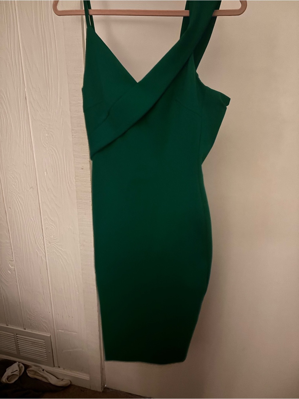 Lavish Alice Emerald One-Shoulder Sheath Dress